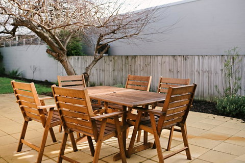 The Holiday Home People - Kempsey Accommodation 2