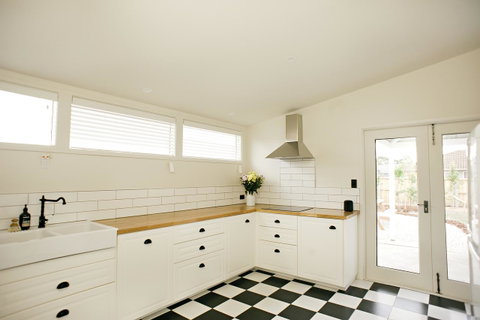 The Holiday Home People - Kempsey Accommodation 20