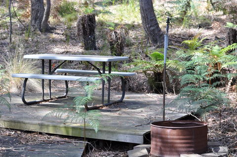 Oyster Cove Chalet - Kempsey Accommodation 25