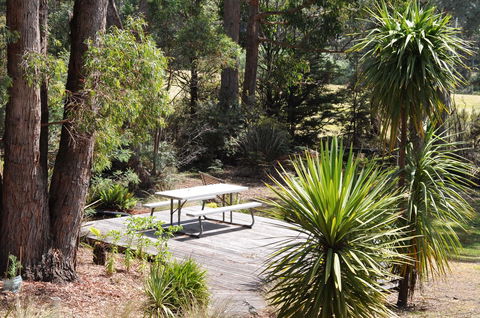 Oyster Cove Chalet - Kempsey Accommodation 24