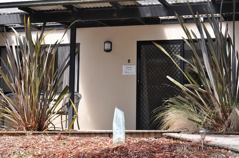 Oyster Cove Chalet - Kempsey Accommodation 28