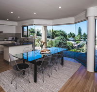 Russell House - Kempsey Accommodation