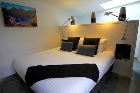 Old Bishop\'s Quarters Heritage, Modern & Unique Accommodation - Kempsey Accommodation 2