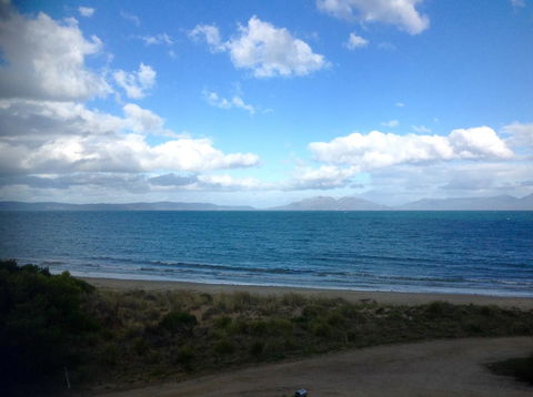 Swansea Beach House Oceanfront - Kempsey Accommodation 9