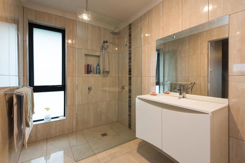 Euphoria House - Kempsey Accommodation 5