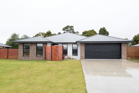 Euphoria House - Kempsey Accommodation 8