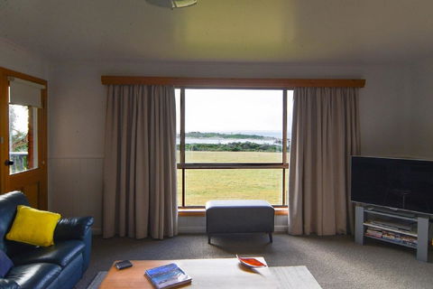 Beach Break Bicheno - Kempsey Accommodation 10
