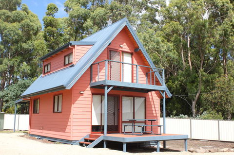 Four Seasons Waterfront Villas - Kempsey Accommodation 20