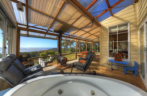 Island View Spa Cottage - Kempsey Accommodation 8