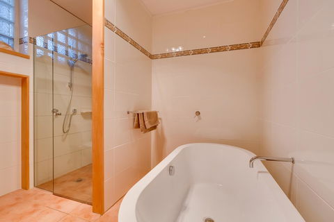 Maison Del Mar - Kempsey Accommodation 8