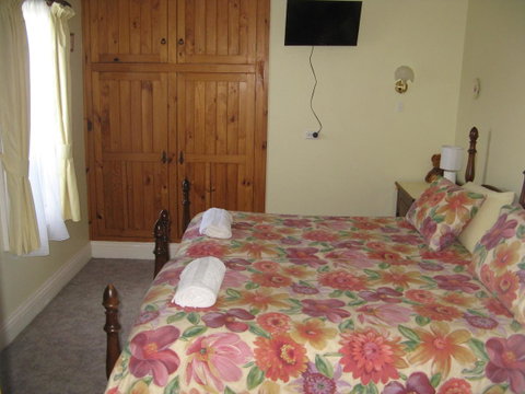 The Grove Cottages - Kempsey Accommodation 6