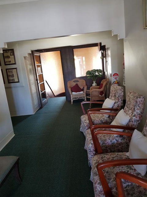 New Ivanhoe Hotel - Kempsey Accommodation 3
