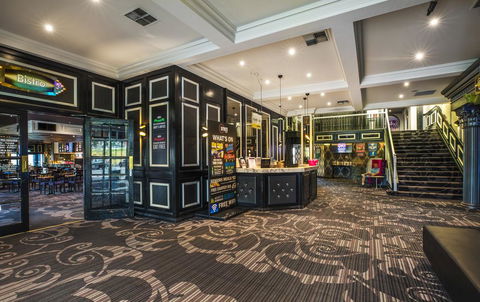 Nightcap At Skyways Hotel - Kempsey Accommodation 1