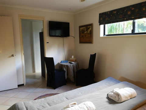 Noosa Edge Nudist Retreat - Kempsey Accommodation 2