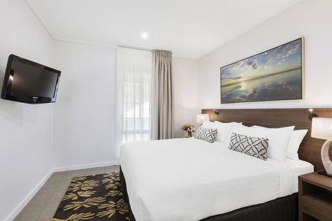 Oaks Cable Beach Resort - Kempsey Accommodation 2