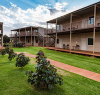 Oasis Newman - Kempsey Accommodation