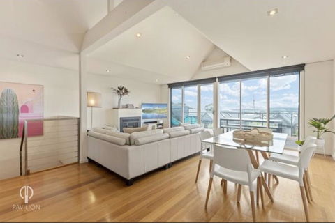 Ocean Grove House With Fantastic Ocean Views - Kempsey Accommodation 3