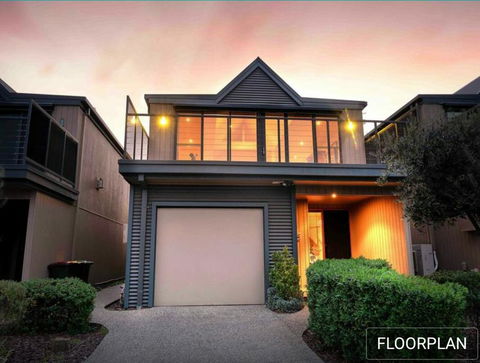 Ocean Grove House With Fantastic Ocean Views - Kempsey Accommodation 0