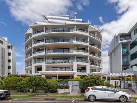 Ocean Isles Seaside Luxury - Kempsey Accommodation 0