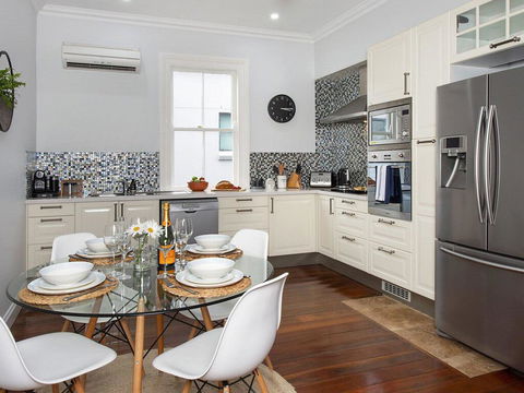 Ocean Mist Cottage - Across From Pet Friendly Beach - Kempsey Accommodation 3