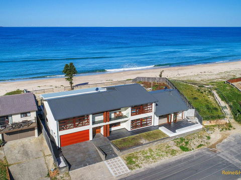 Ocean Oasis - 13 Curtis Parade - Kempsey Accommodation 1