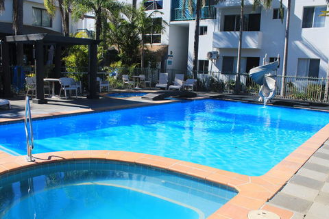 Oceanside Hawks Nest - Kempsey Accommodation 0