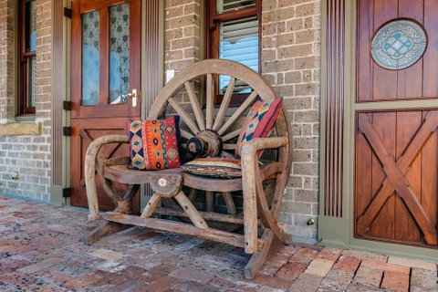 Old Bank Boutique Hotel - Kempsey Accommodation 2