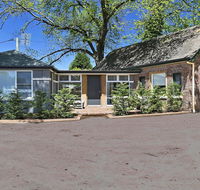 Old Bank Stables - 3 night weekends for price of 2 - Kempsey Accommodation