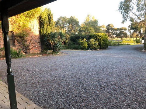 Olde Horsham Motor Inn - Kempsey Accommodation 0