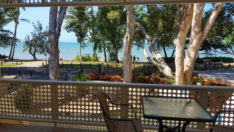 On Palm Cove Beachfront Apartments - Kempsey Accommodation 1