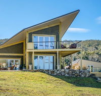 On the Huon River - Kempsey Accommodation