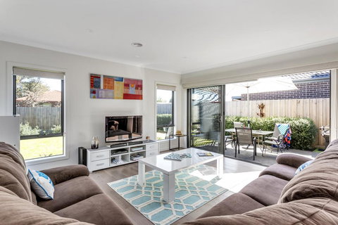 Once Upon A Tide - Kempsey Accommodation 0