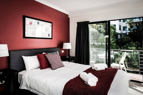 One Bedroom Apt Near Perth CBD With Parking - Kempsey Accommodation 1