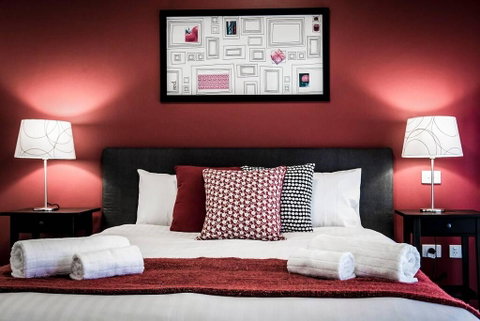 One Bedroom Apt Near Perth CBD With Parking - Kempsey Accommodation 3