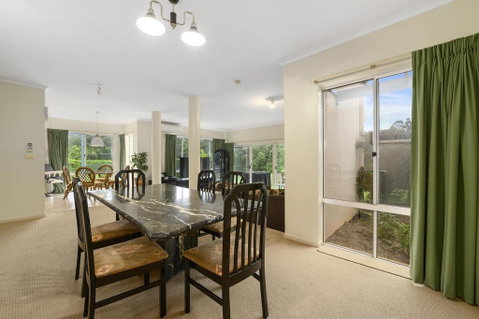 Opal Coast Villa - Kempsey Accommodation 3