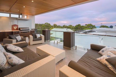 Opulent Oasis - Luxurious Old Dunsborough With Pool And Ocean Views - Kempsey Accommodation 1