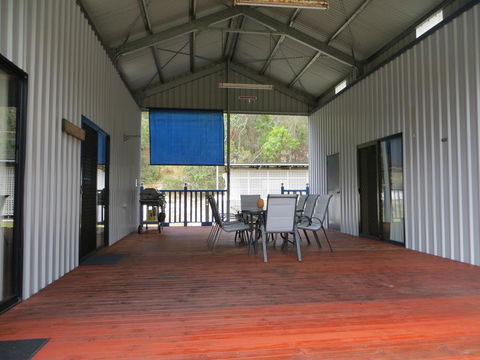 Orchid Beach Retreat Orchid Beach Fraser Island - Kempsey Accommodation 2