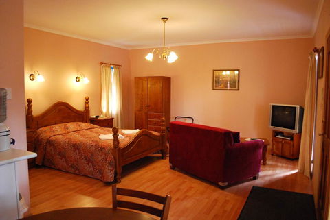 Osteria Sanso B&B - Kempsey Accommodation 2