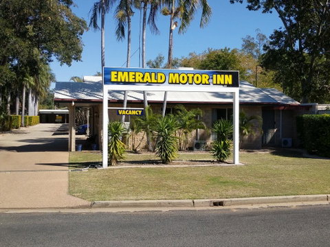 Overflow Emerald Motor Inn - Kempsey Accommodation 0