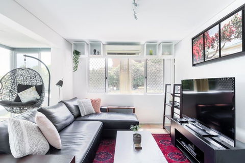 OX - Immaculate Relaxing Breeze Of 2BR Brisbane River - Kempsey Accommodation 0