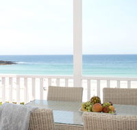 Pa's Beach House - Apartment 1 - Kempsey Accommodation