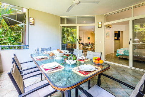 Palm Cove Holiday Apartment - Kempsey Accommodation 0