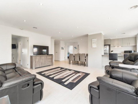 Palmerston - Kempsey Accommodation 0