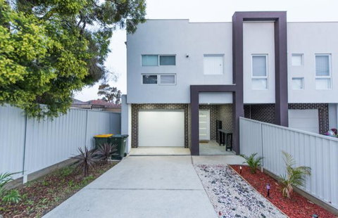 Parramatta Jewel - Kempsey Accommodation 1