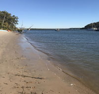Pet Friendly Waterfront Holiday House on Peacefull Island with Bikes and Kayaks - Kempsey Accommodation
