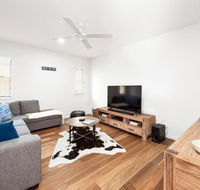 Pet Friendly new house Peregian Breeze Drive Peregian Beach - Kempsey Accommodation