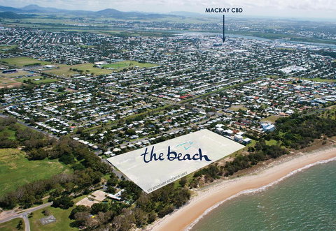 Petrie Beach Holiday Home - Kempsey Accommodation 1