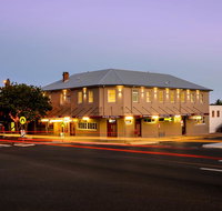 Pier Hotel - Kempsey Accommodation
