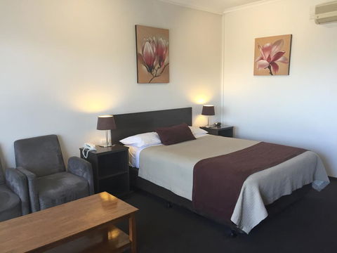 Ploughmans Motor Inn - Kempsey Accommodation 2