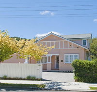 Plum Tree Cottage - warm cosy  walk to town - Kempsey Accommodation